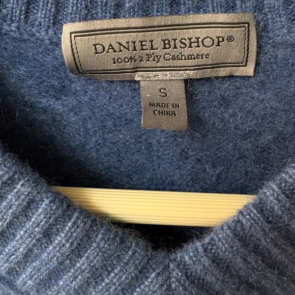 Daniel Bishop Cashmere’s V-Neck Blue Sweater - Picture 3 of 7